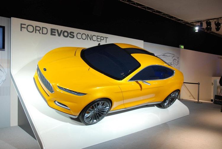 Ford Evos Concept Car 2011 Ford Evos Concept Car 2011